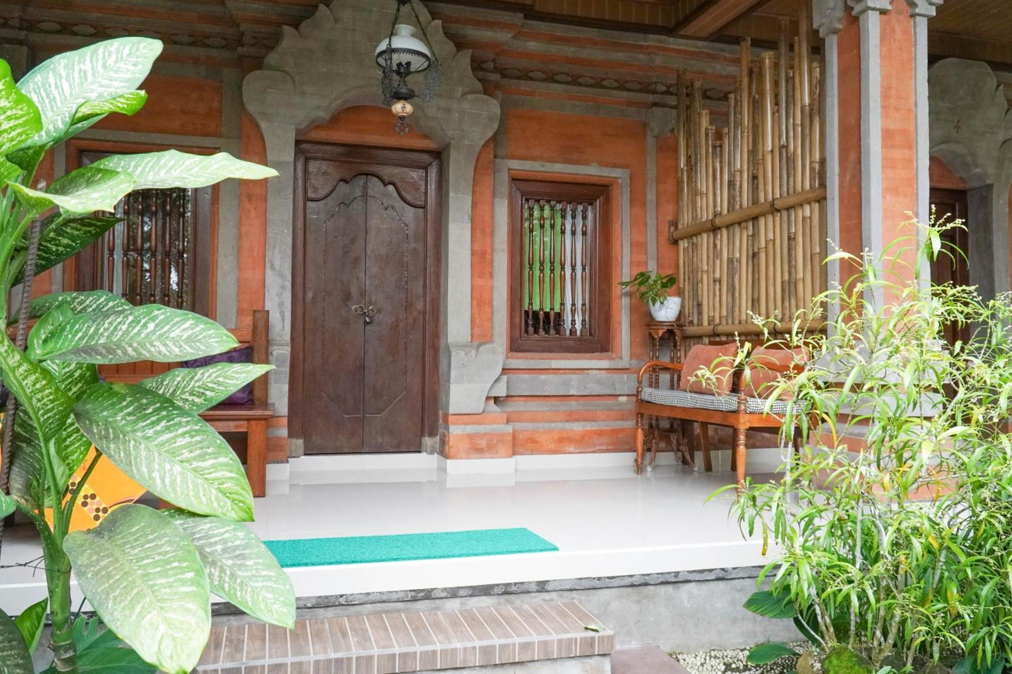Nirwa 1 Ubud Guesthouse Exterior foto
