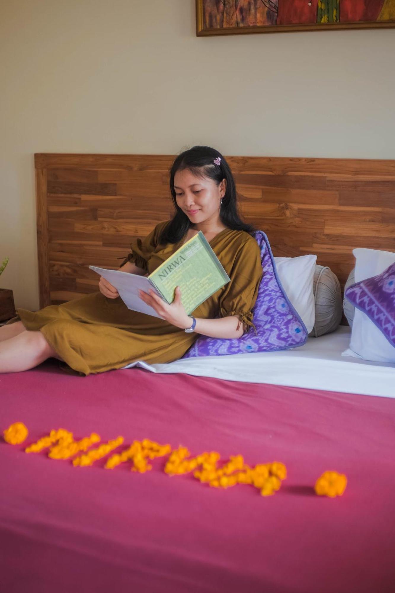 Nirwa 1 Ubud Guesthouse Quarto foto